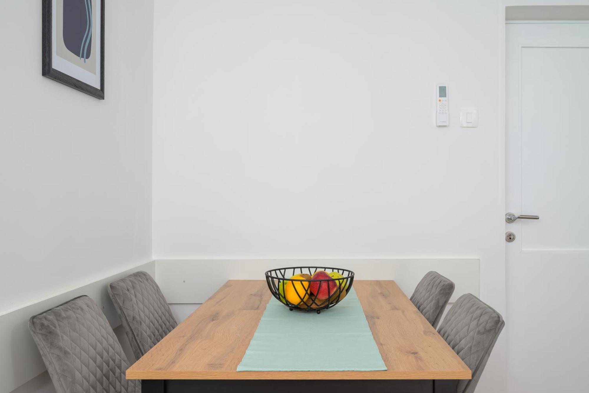 Apartment Pina โปเรช ภายนอก รูปภาพ