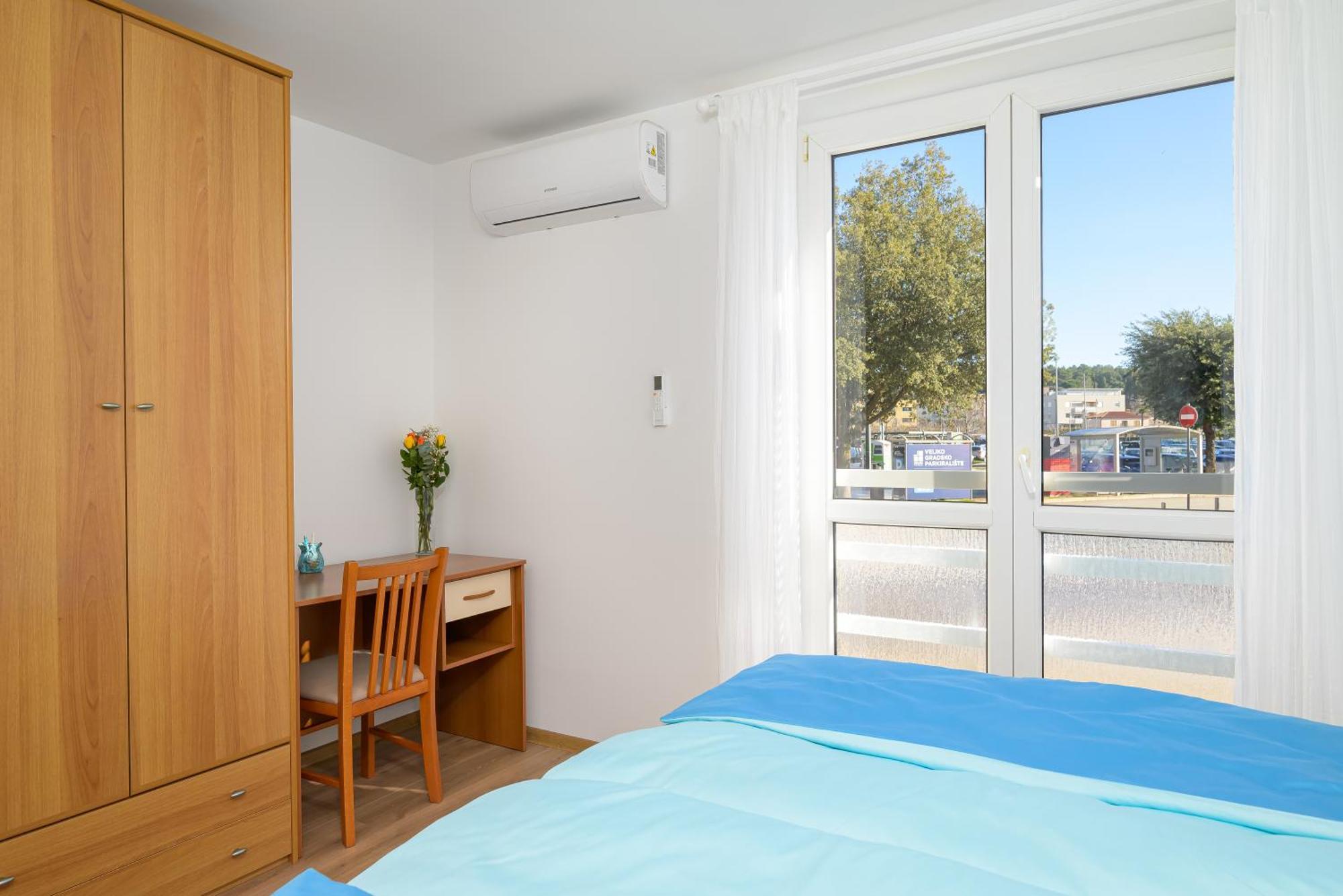 Apartment Pina โปเรช ภายนอก รูปภาพ