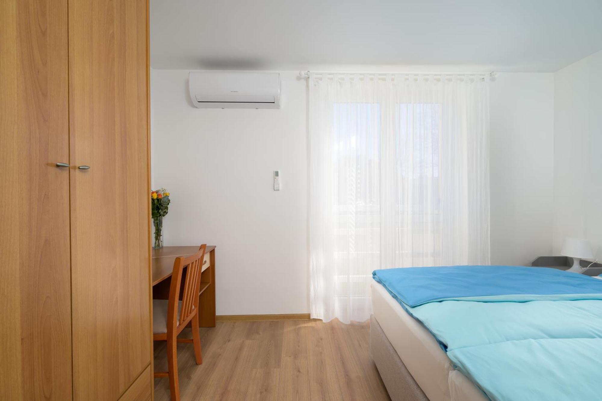 Apartment Pina โปเรช ภายนอก รูปภาพ